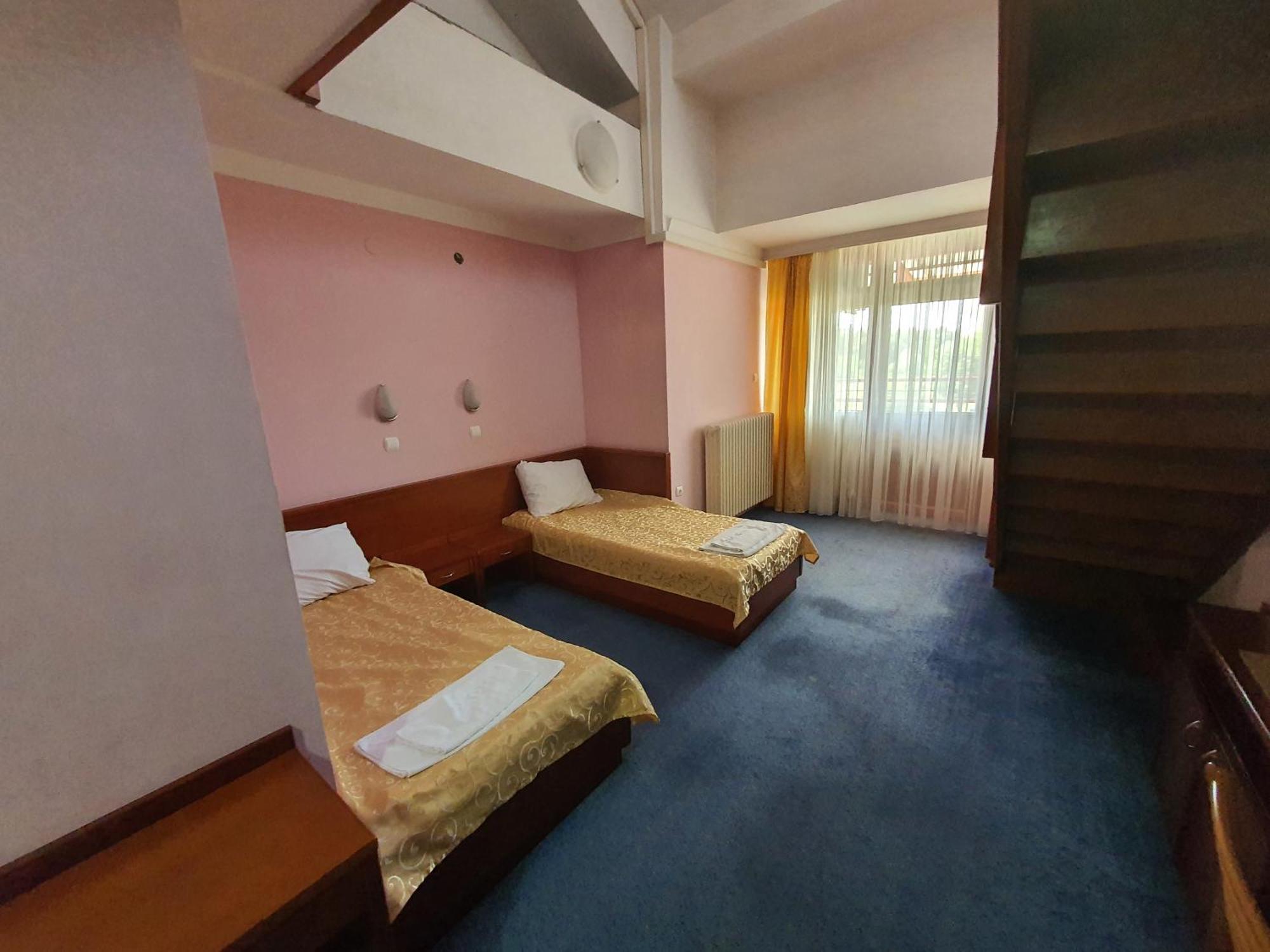Hotel Norcev Grgetek Extérieur photo