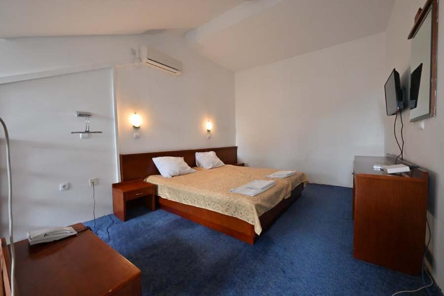 Hotel Norcev Grgetek Extérieur photo