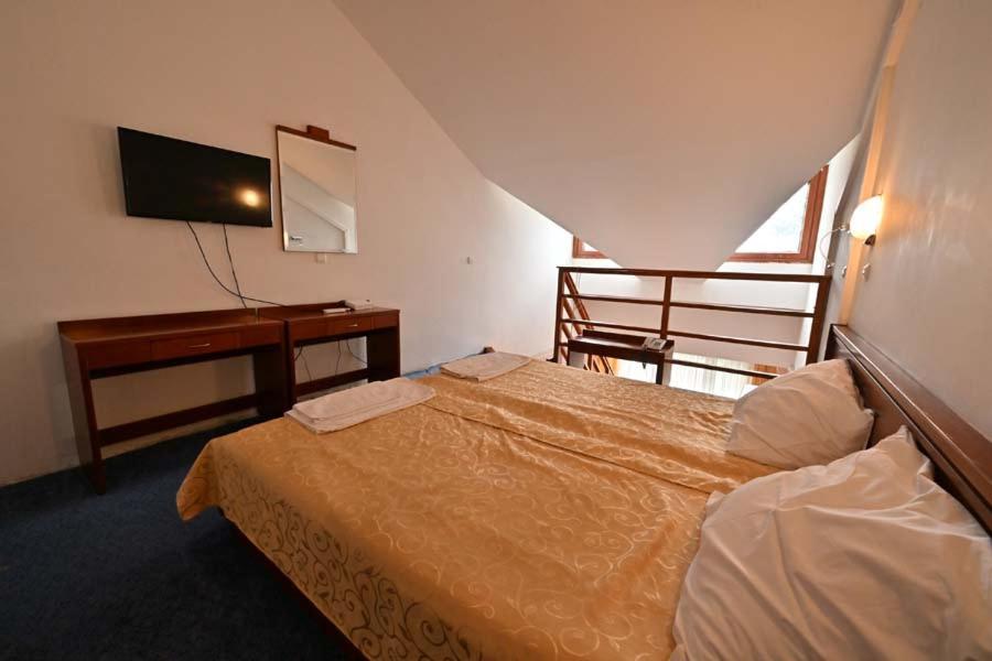 Hotel Norcev Grgetek Extérieur photo