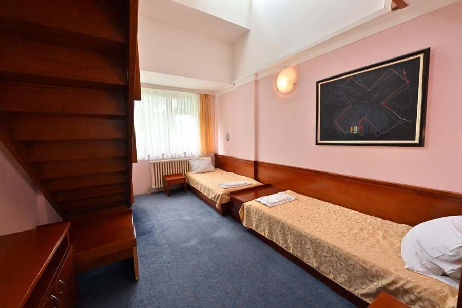 Hotel Norcev Grgetek Extérieur photo