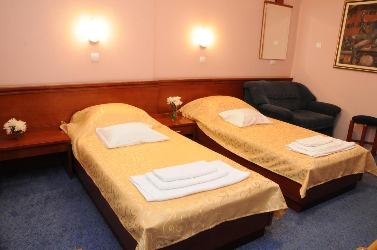 Hotel Norcev Grgetek Extérieur photo